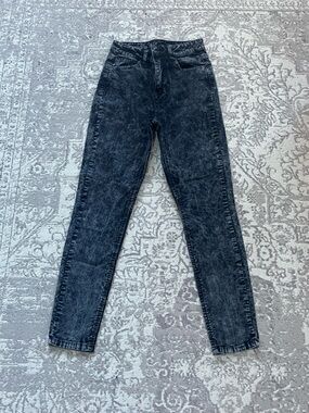 Vanilla Star Acid Wash Black High-Waist Jeans
